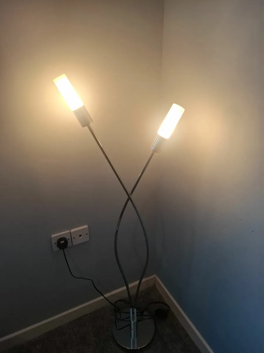 Floor Lamp - Image 3