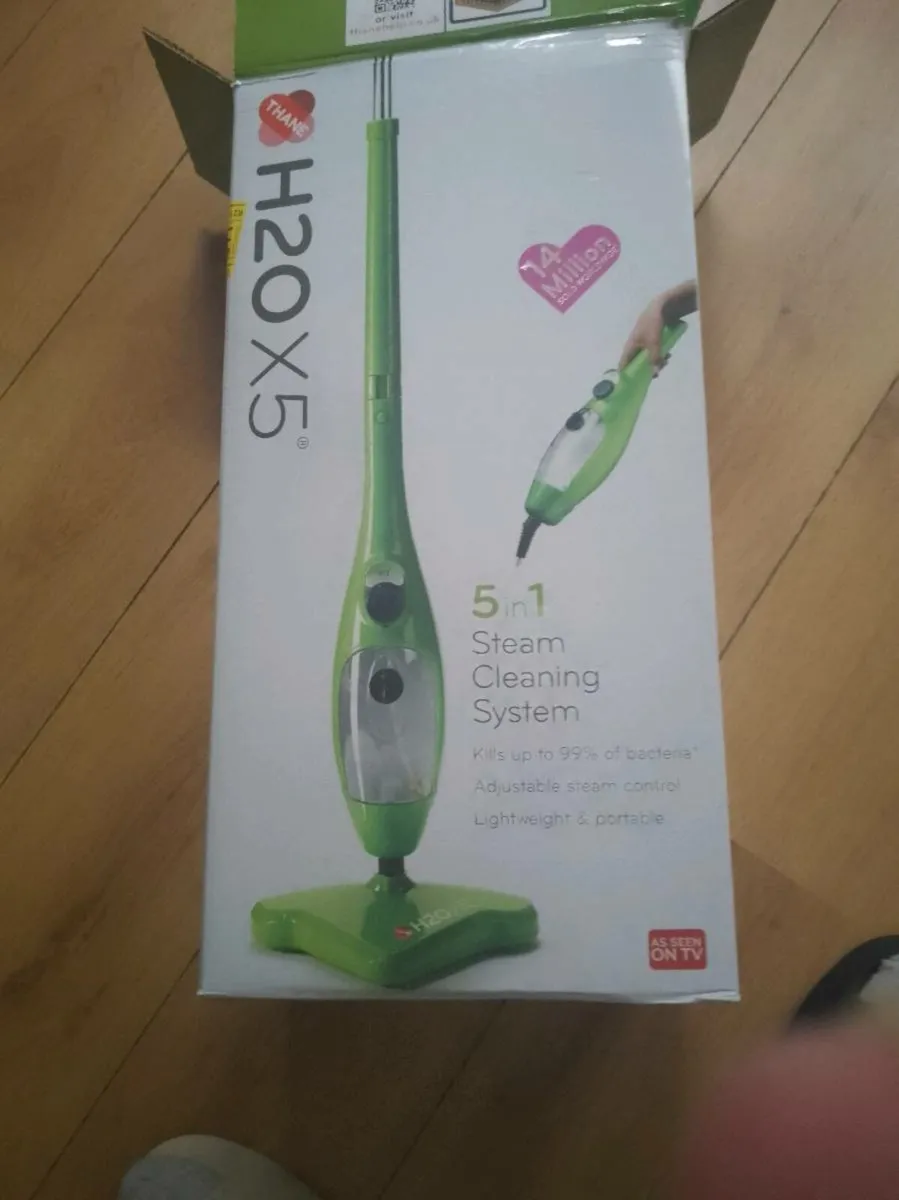 H20 Steam Mop 5 in 1 cleaning system - Image 1