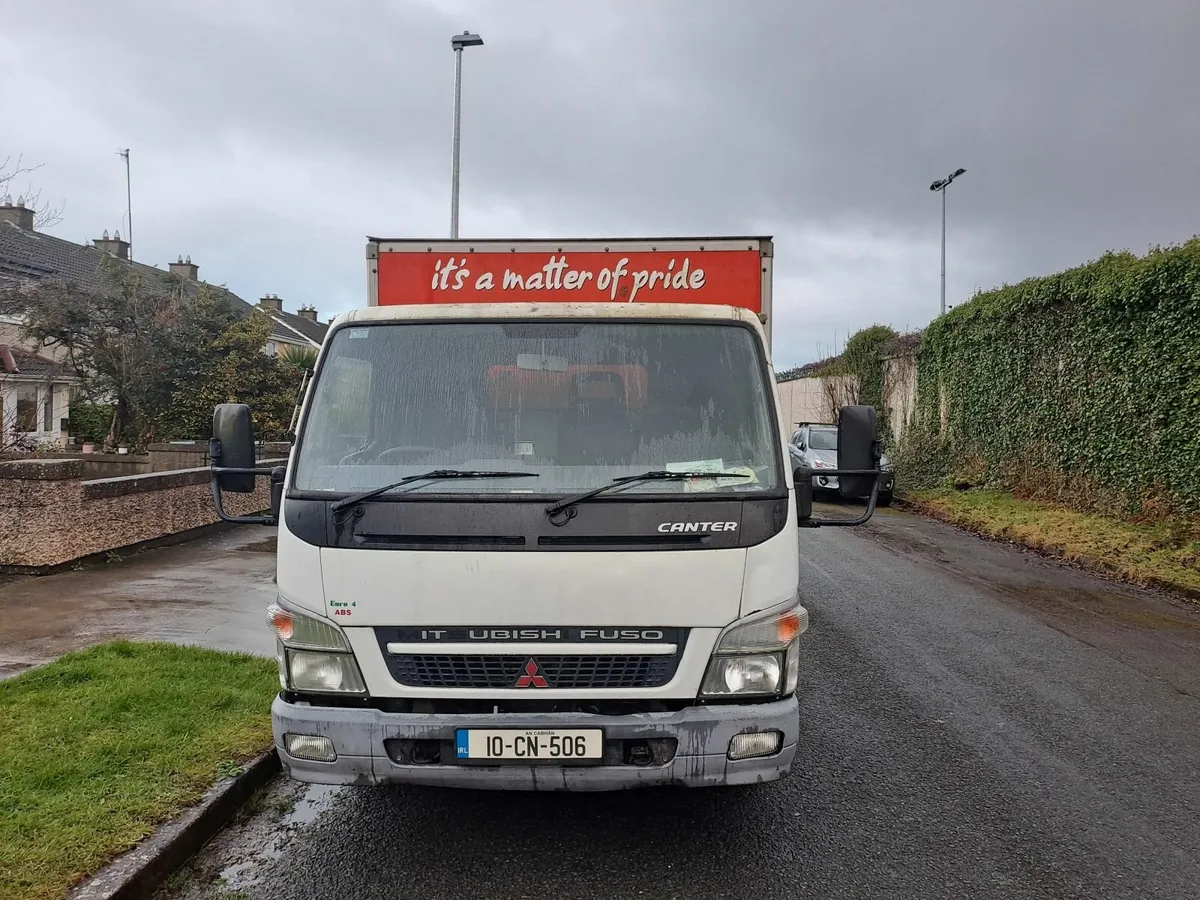 Mitsubishi Canter 2010 - Image 2