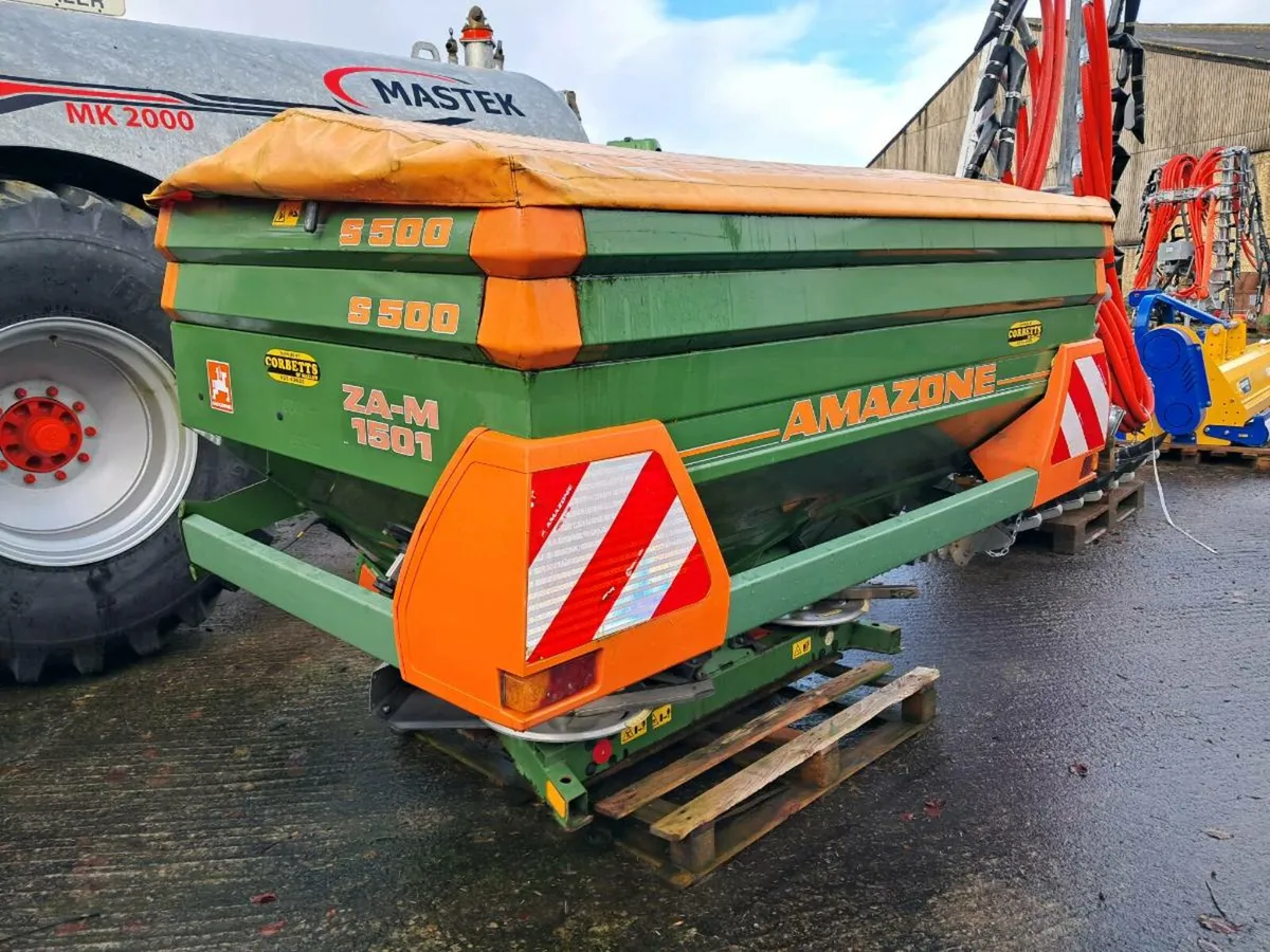 Amazone ZAM Fertiliser Spreader - Image 1