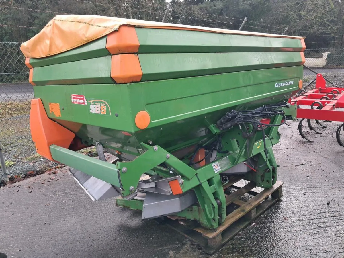 Amazone ZAM Fertiliser Spreader - Image 4