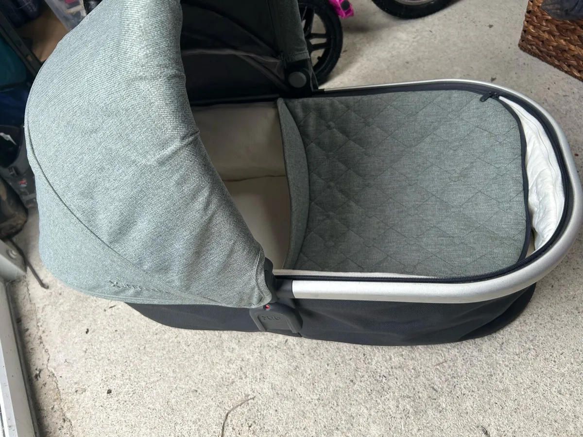 Uppabay Vista Bassinet - Image 2
