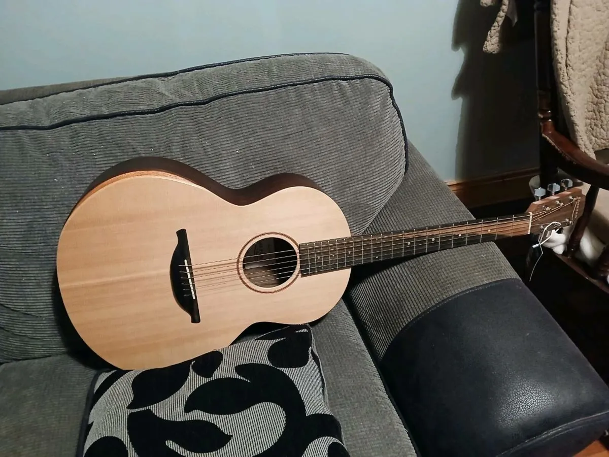 Sheeran by Lowden S02 - Image 2