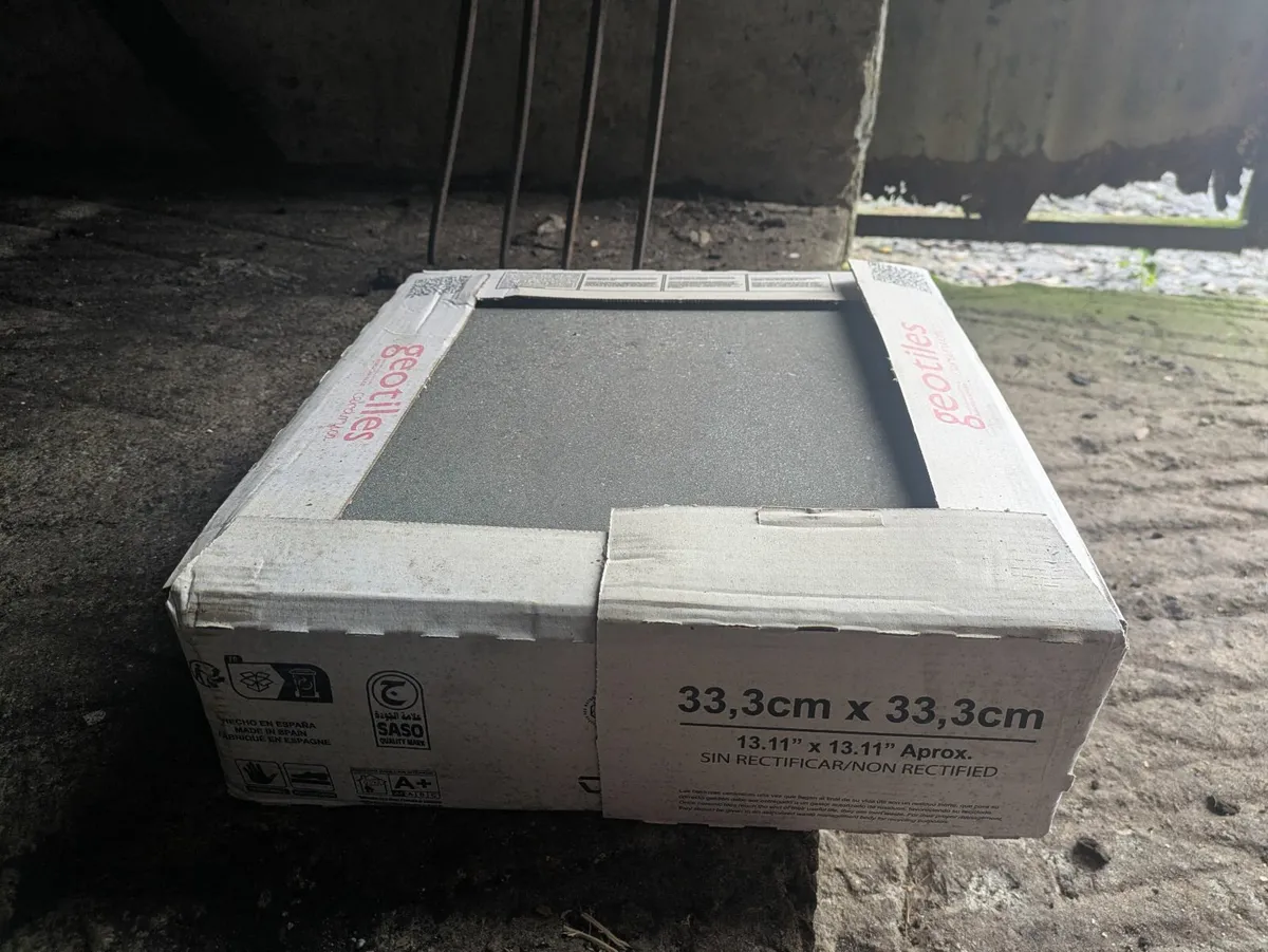 Porcelain tiles - Image 2