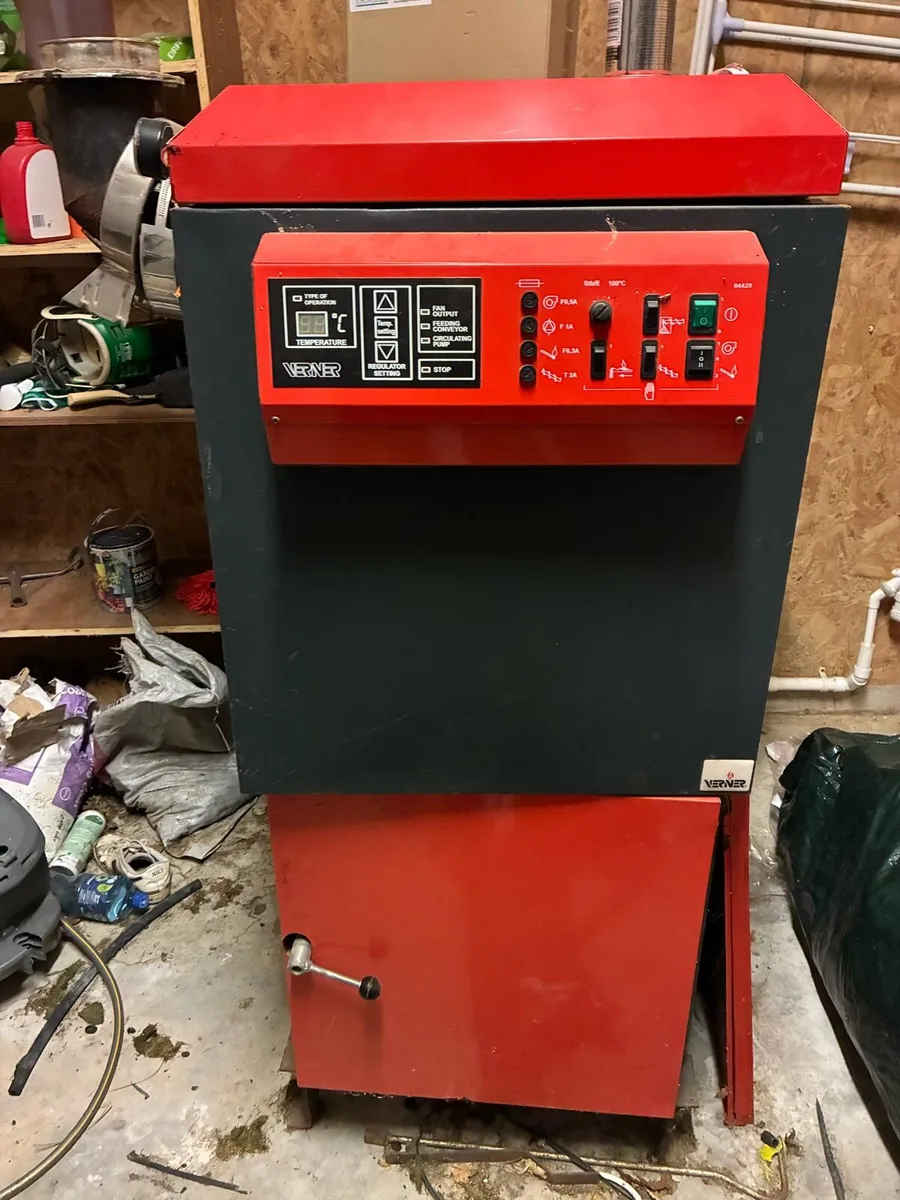 Wood pellet boiler - Image 1