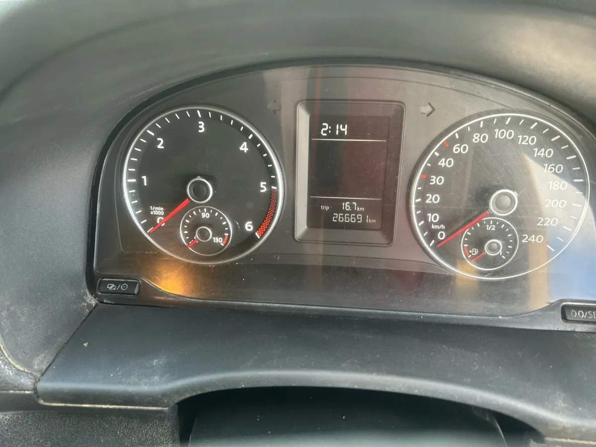 Volkswagen Caddy - Image 4