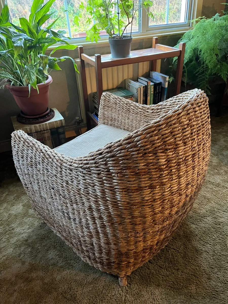 Beautiful wicker chair €85 - Image 2