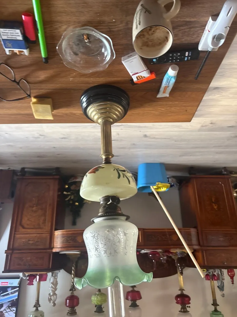 Old oil lamp original - Image 1