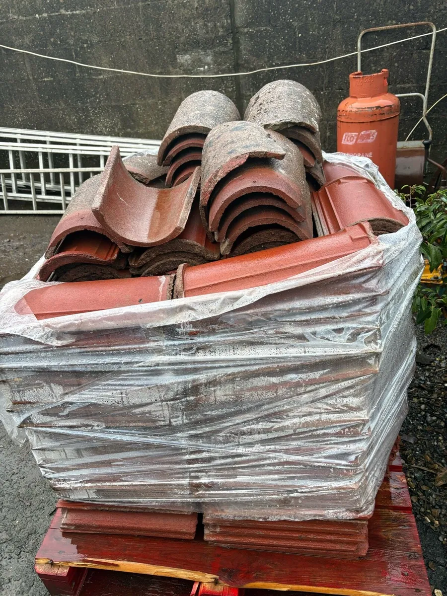 Roofing tiles - Image 2