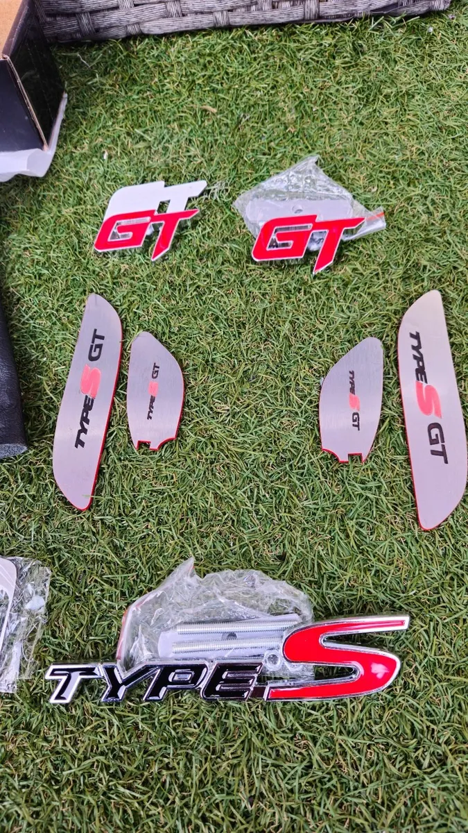 Type S FN3 items - Image 3