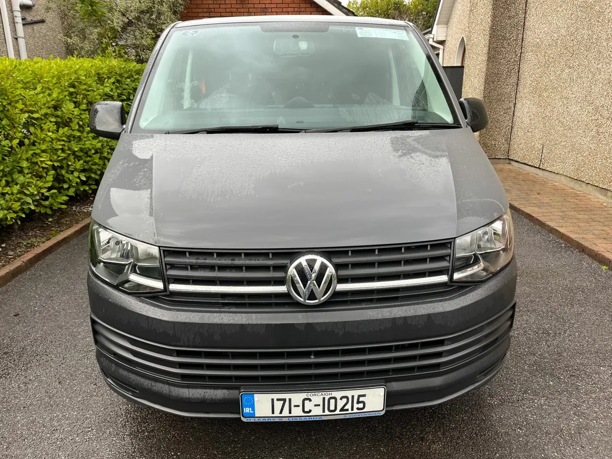 Volkswagen Transporter 2017 - Image 3
