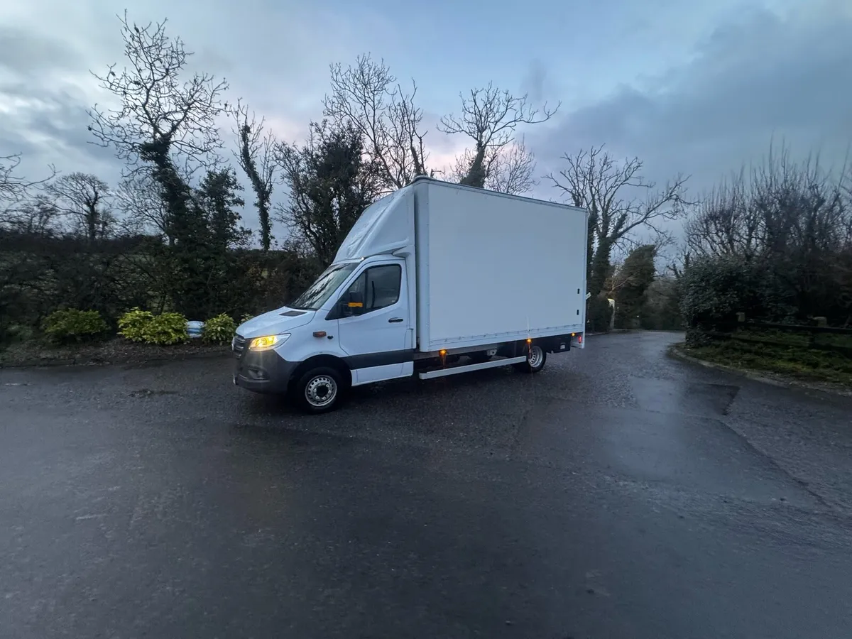 2020 Mercedes 516 CDI Box Van Auto - Image 1