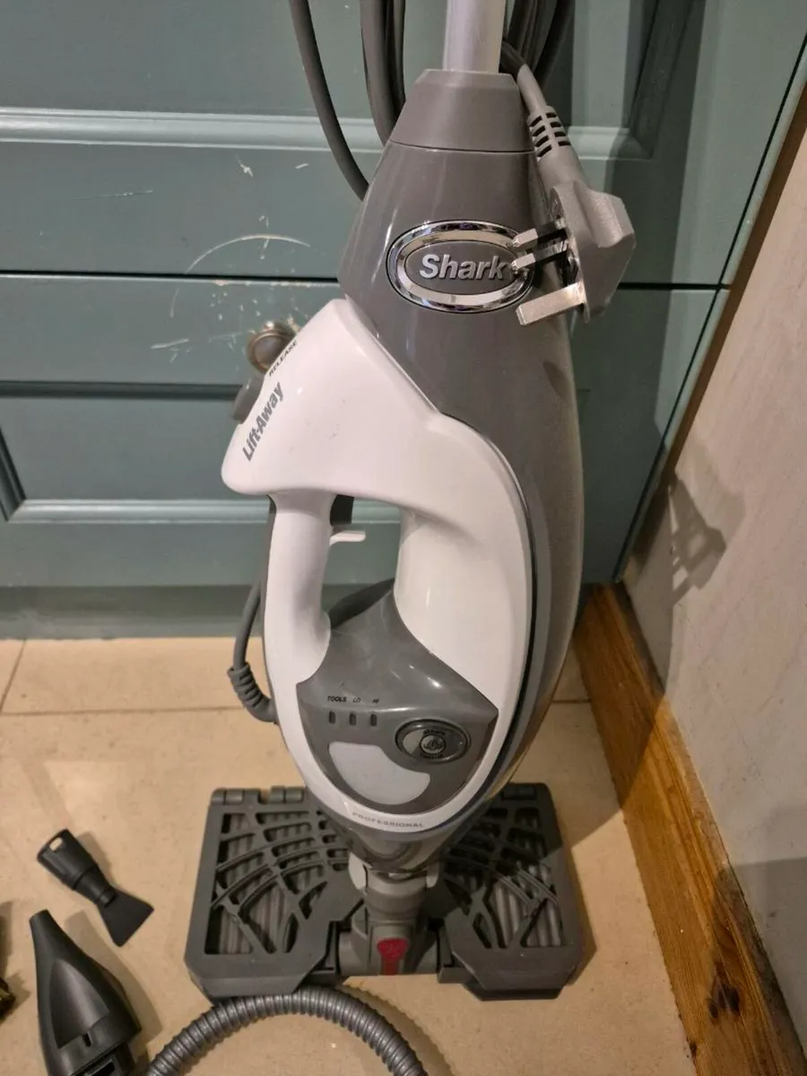 Shark Steam Mop - Image 3