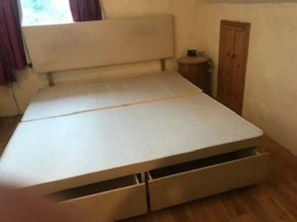 Bedroom furniture - Image 2