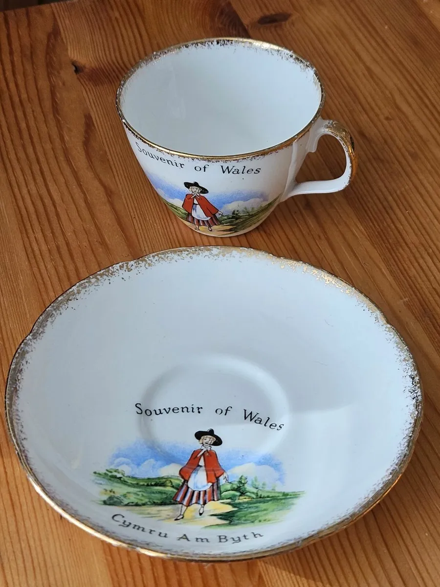 Vintage China - Image 1