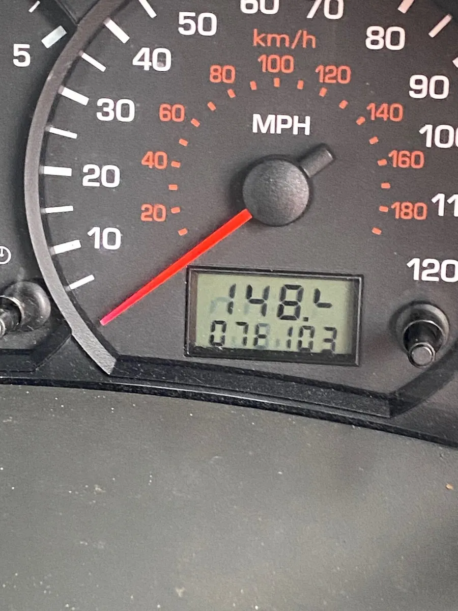 Camper van and camping trailer - Image 1