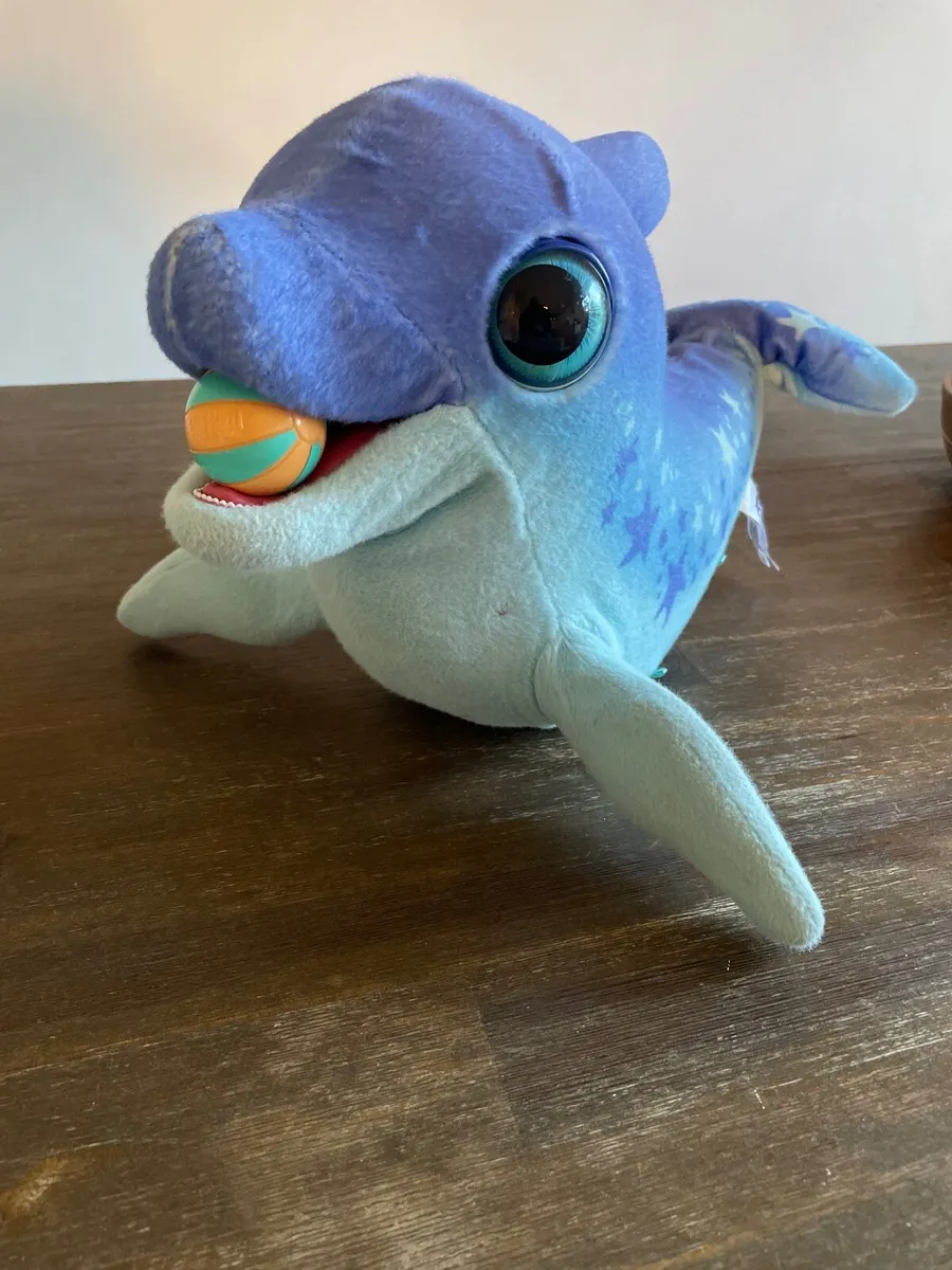 FurReal Dolphin - Image 3