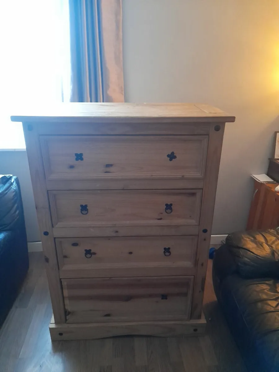 Chest of drawers - Image 1