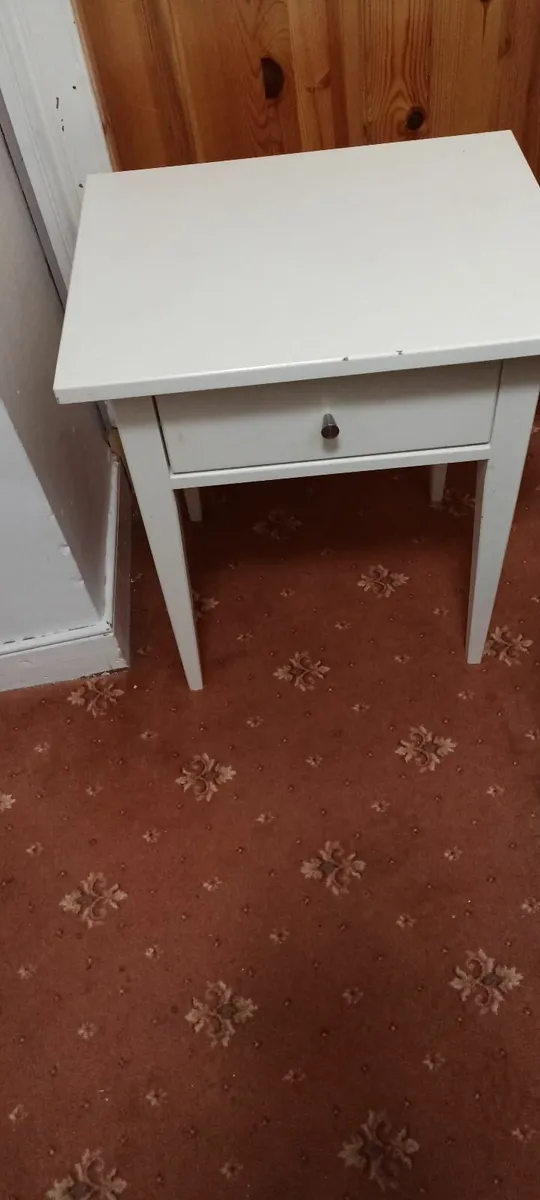 White Side Table/ Bedside - Image 1