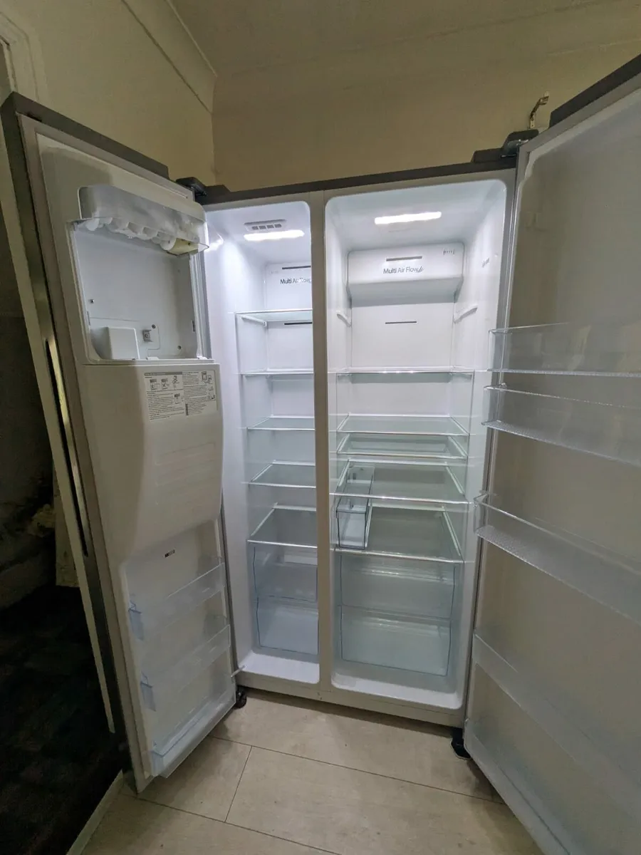 Fridge/freezer - Image 3
