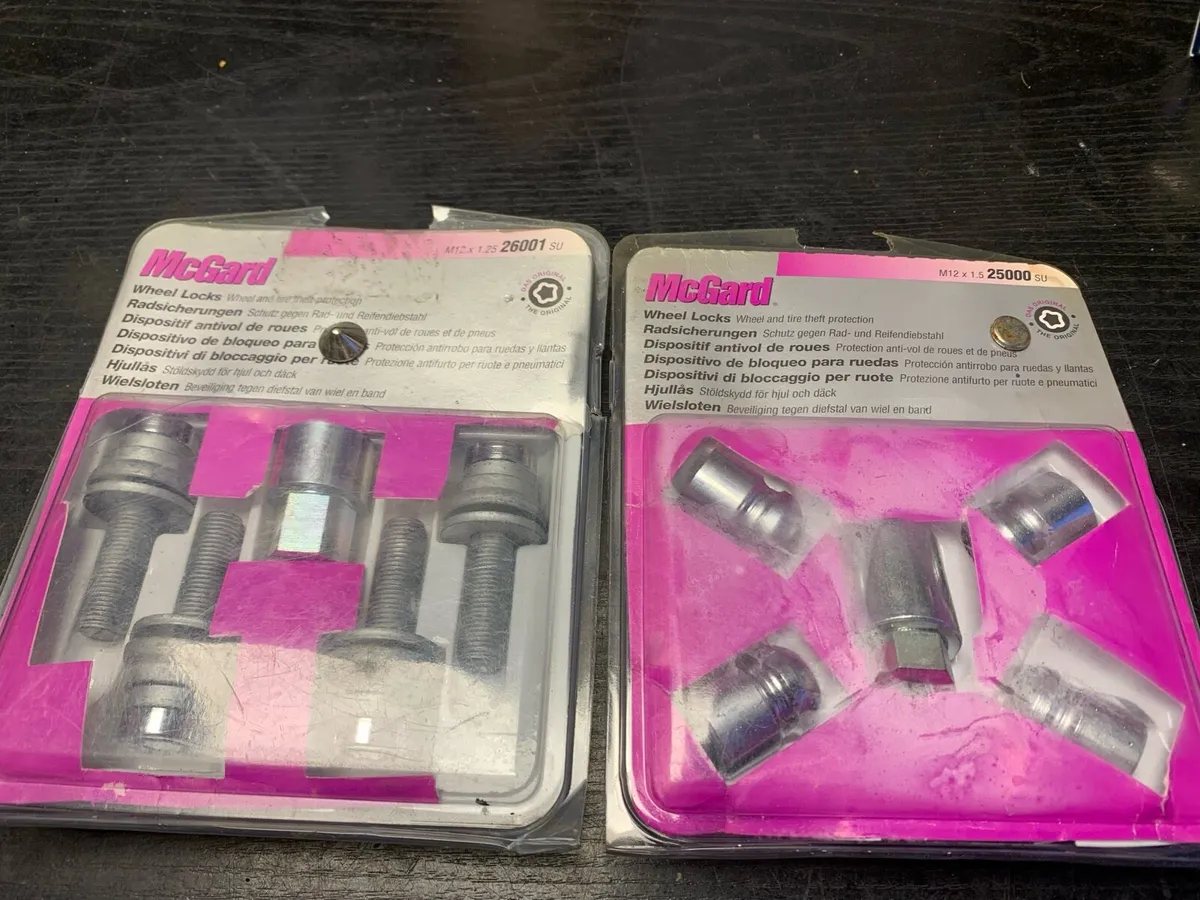 Locking wheel bolts - Image 1