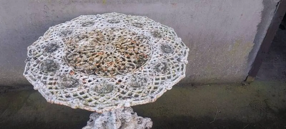 Victorian Garden Furniture - Image 2