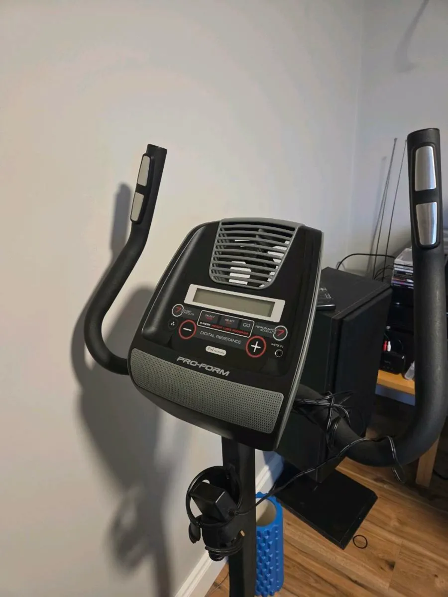 Exercise bike - Image 2