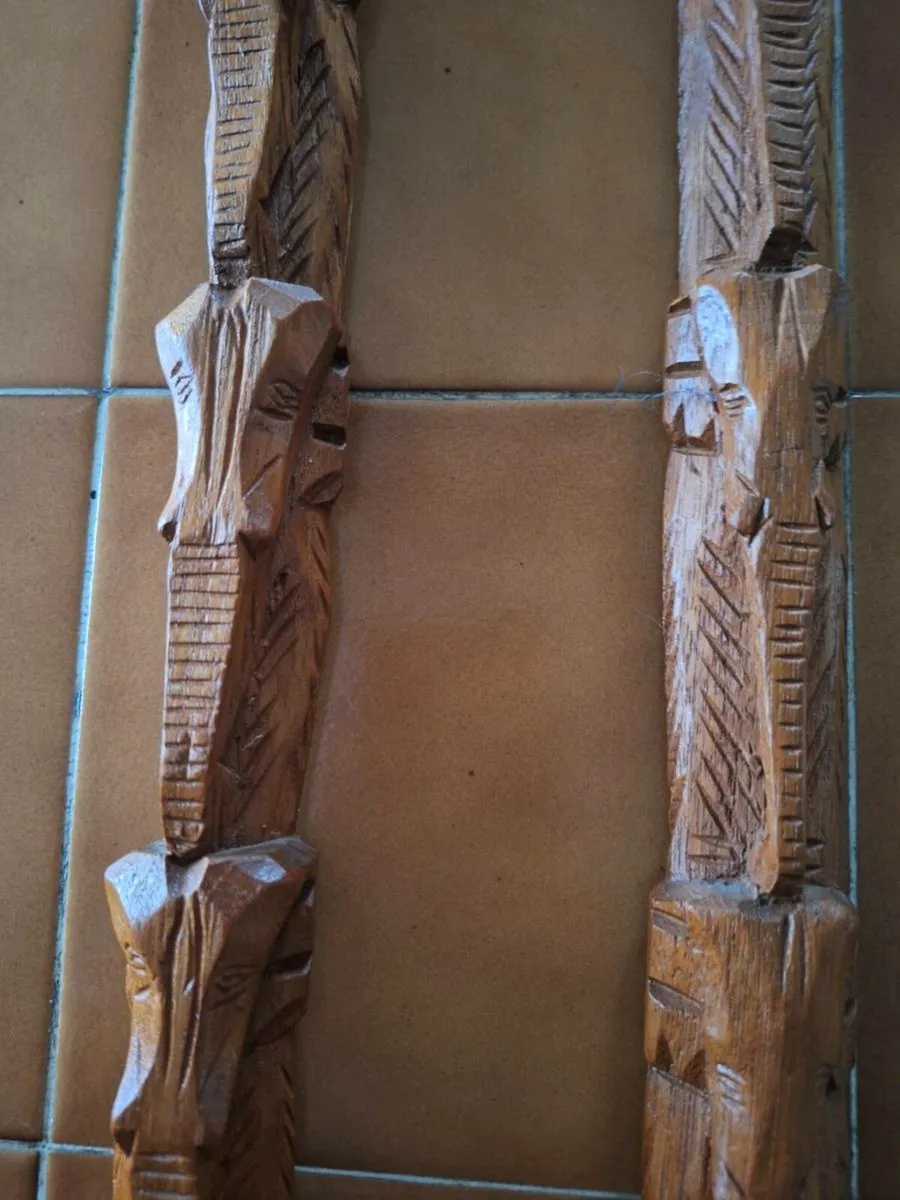 Two large wooden wall ornaments - Image 3