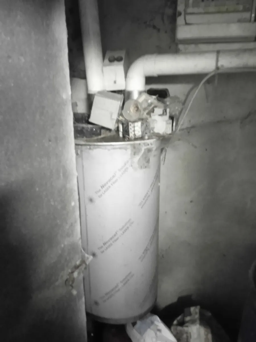 Milking parlour - Image 4