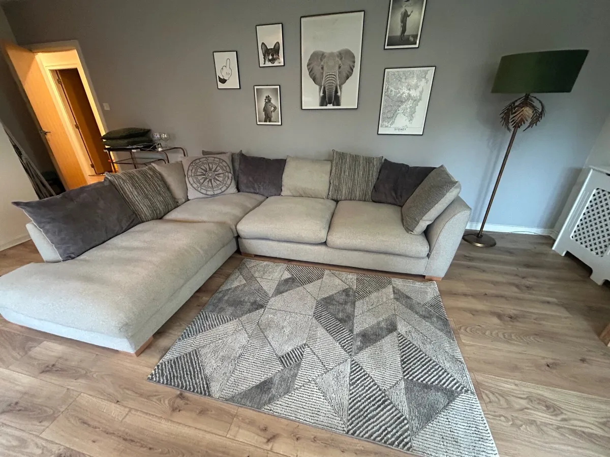 Large L Shaped grey Couch - Image 3