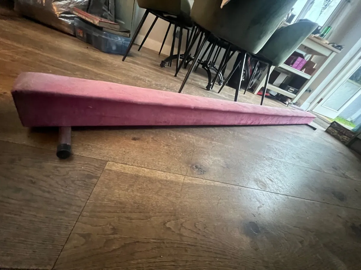 Gymnastics beam - Image 3