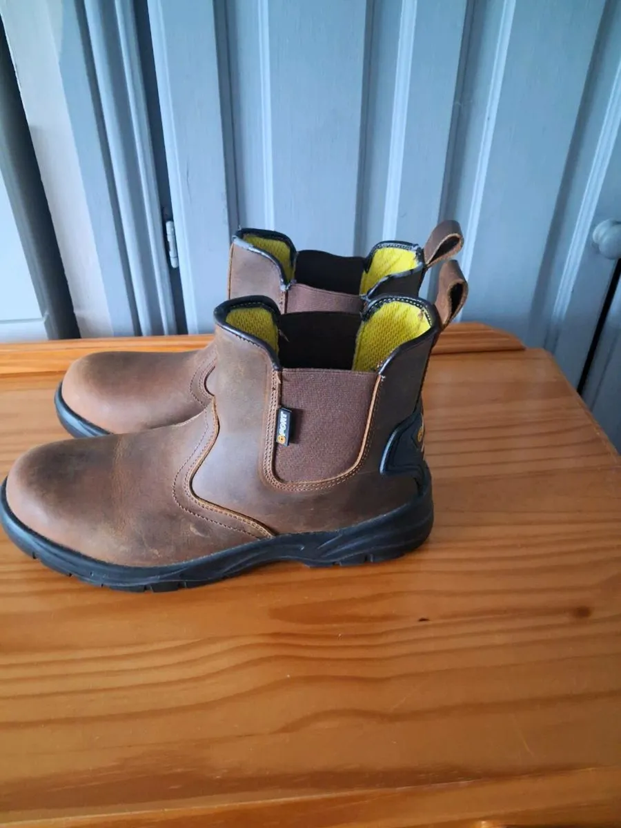 Fort Regent Steel Toe Work Boots size 11 - Image 2