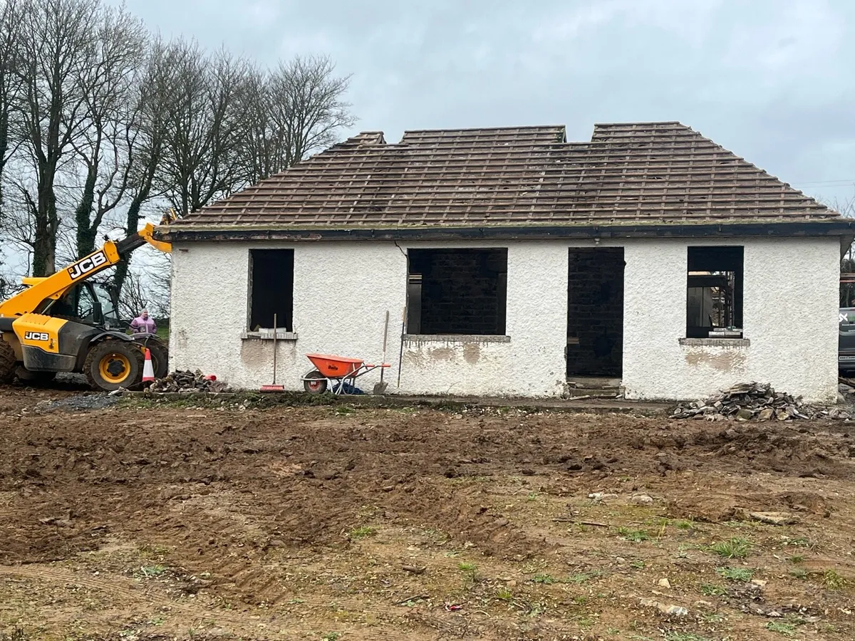 Cottage roof tiles - Image 3