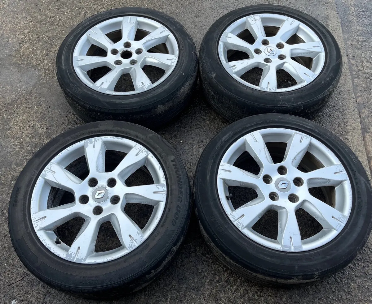 17’’ Renault Alloy Wheels - Image 1