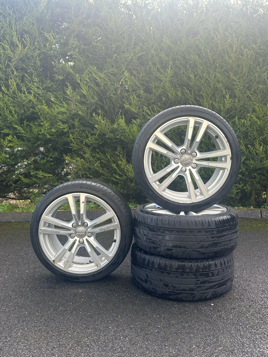 Genuine Audi a3 s line alloys - Image 1
