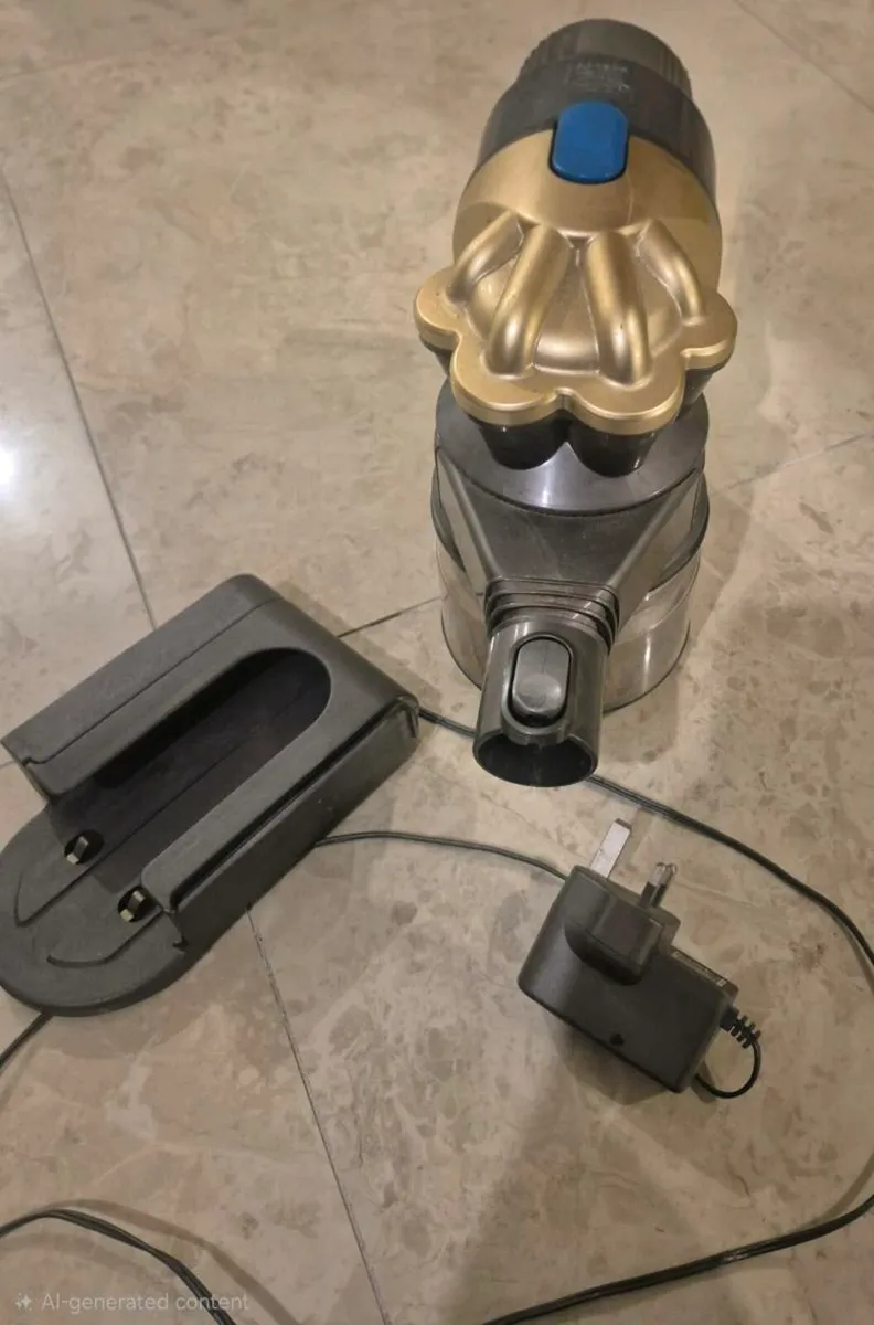 CORDLESS DYSON VERY GOOD POWER AND VERY GOOD SUCTI - Image 3