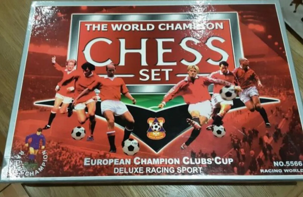 Collector's Item Manchester United Chess Set - Image 2