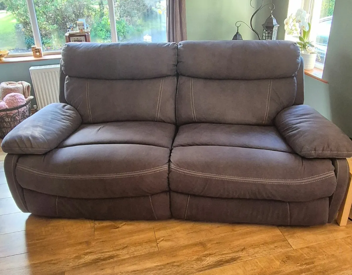 Recliner Sofas - Image 2