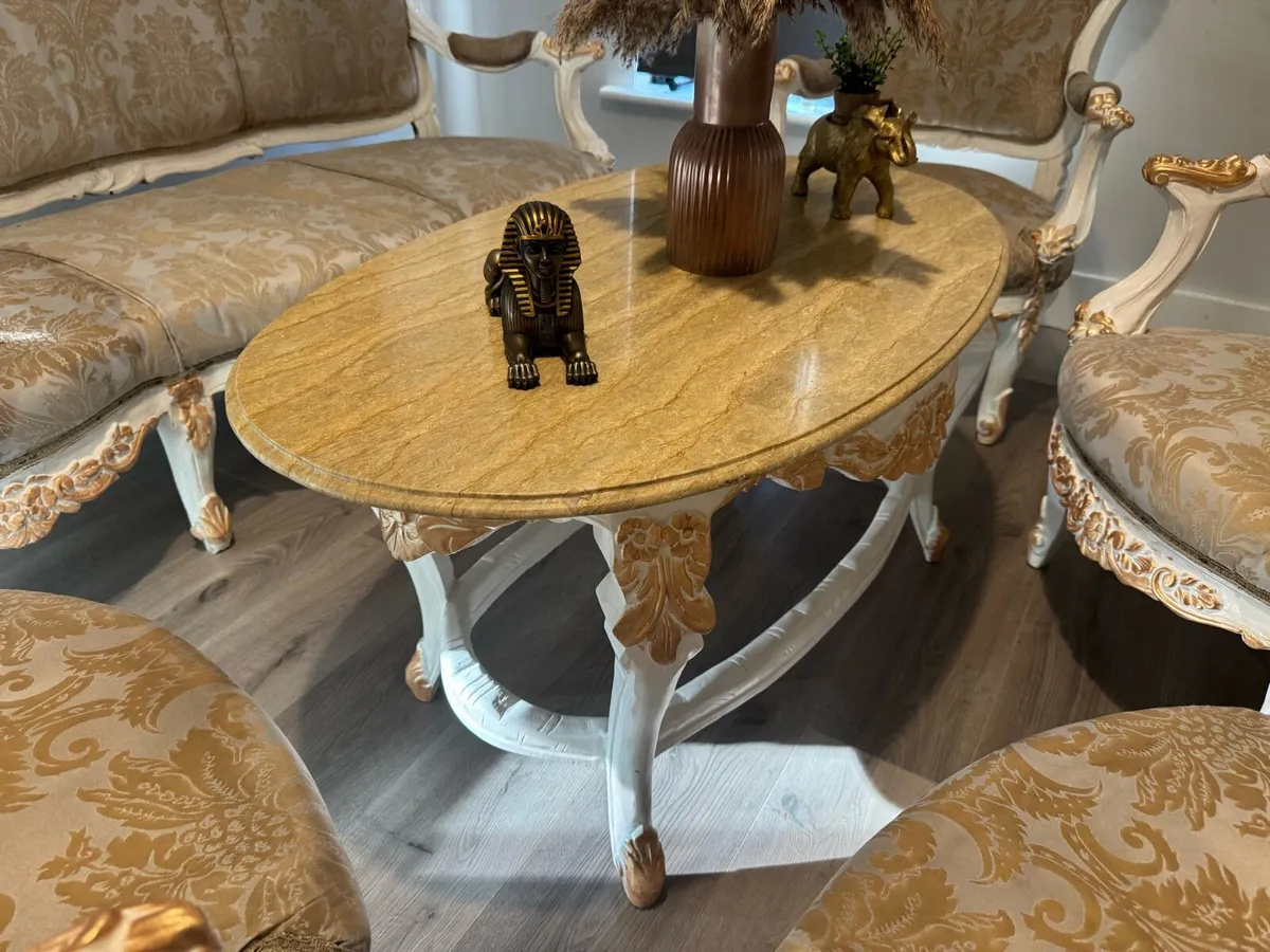 Baroque style 3-1-1-1-1+ cooffee table - Image 3