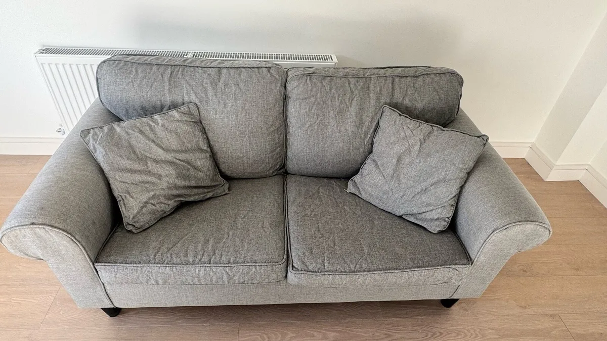 x2 2 Sitters Sofa - Image 4