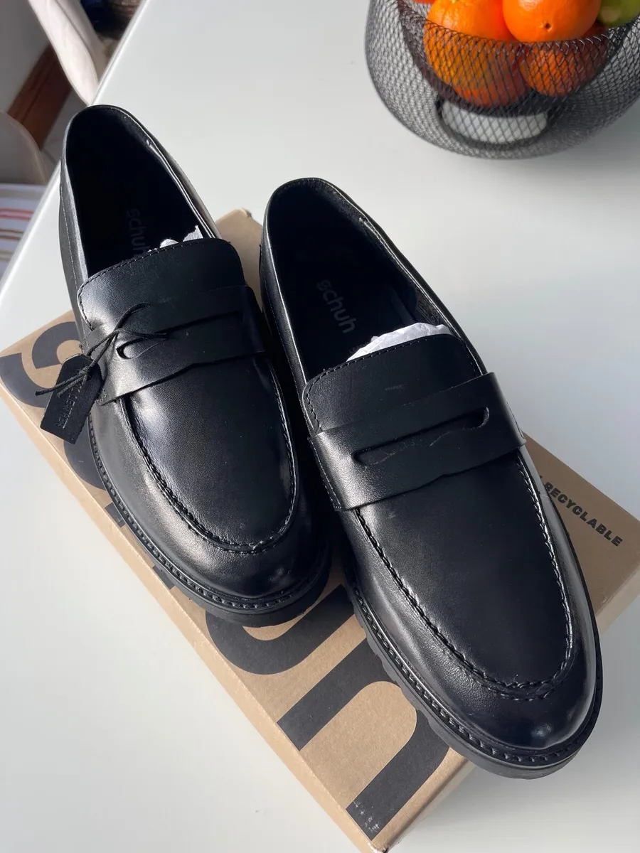 Men’s Shoes - Image 1