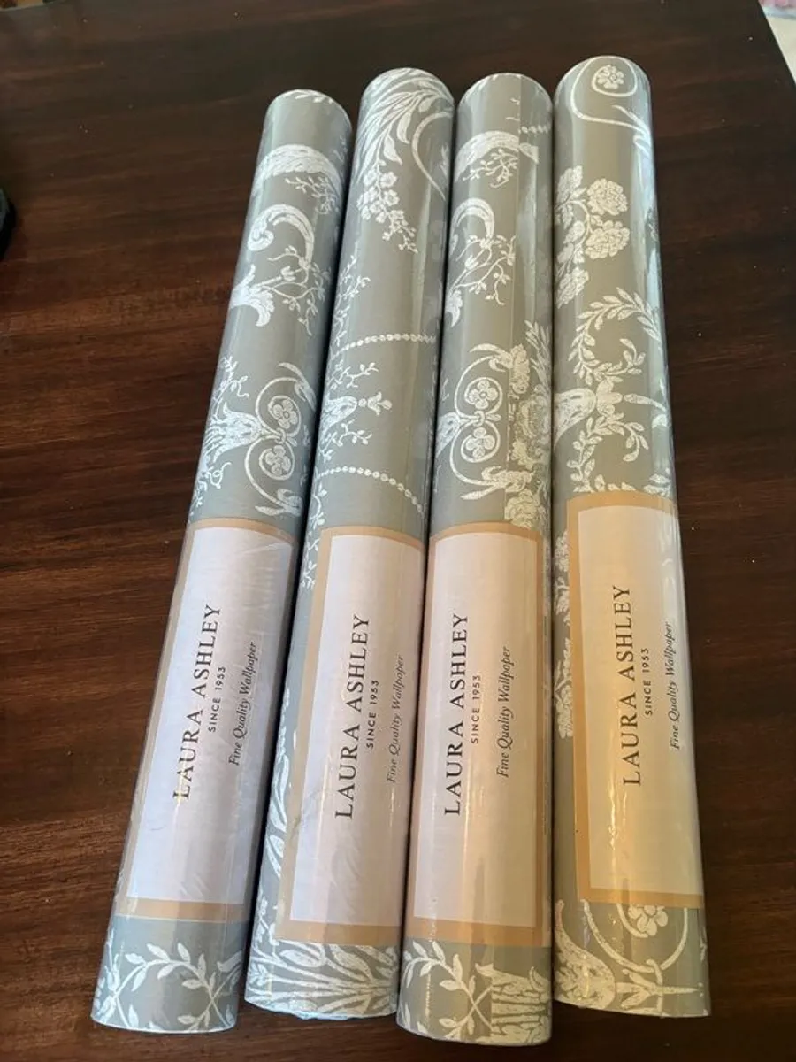 Laura Ashley wallpaper - Image 3