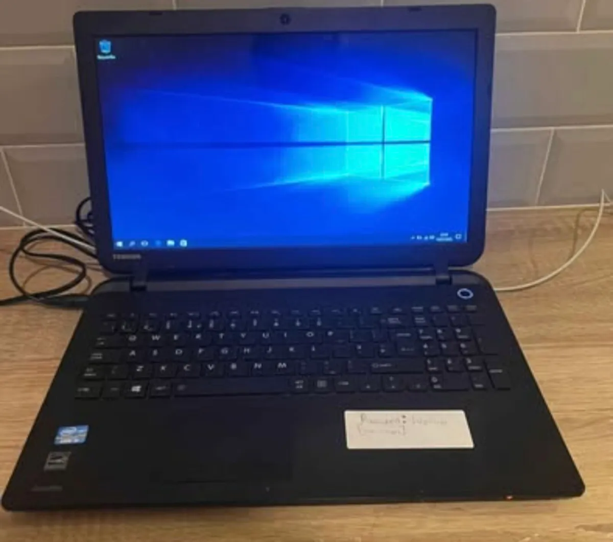 TOSHIBA SATELLITE S50-B, 15.6"
WORKING PERFECT  PE - Image 2