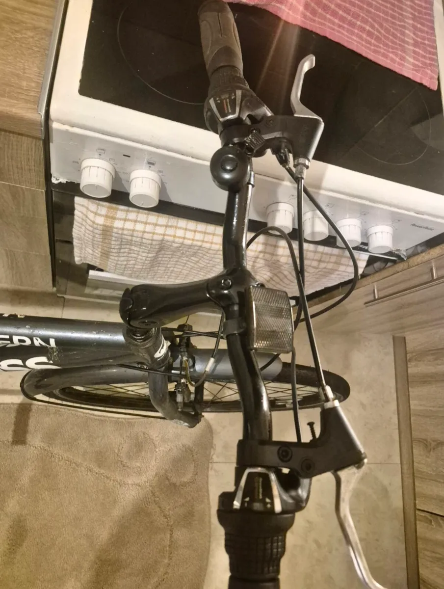 ADULTS HYBRID BIKE CROSS MALVERN WHEELS 700C SPEED - Image 4