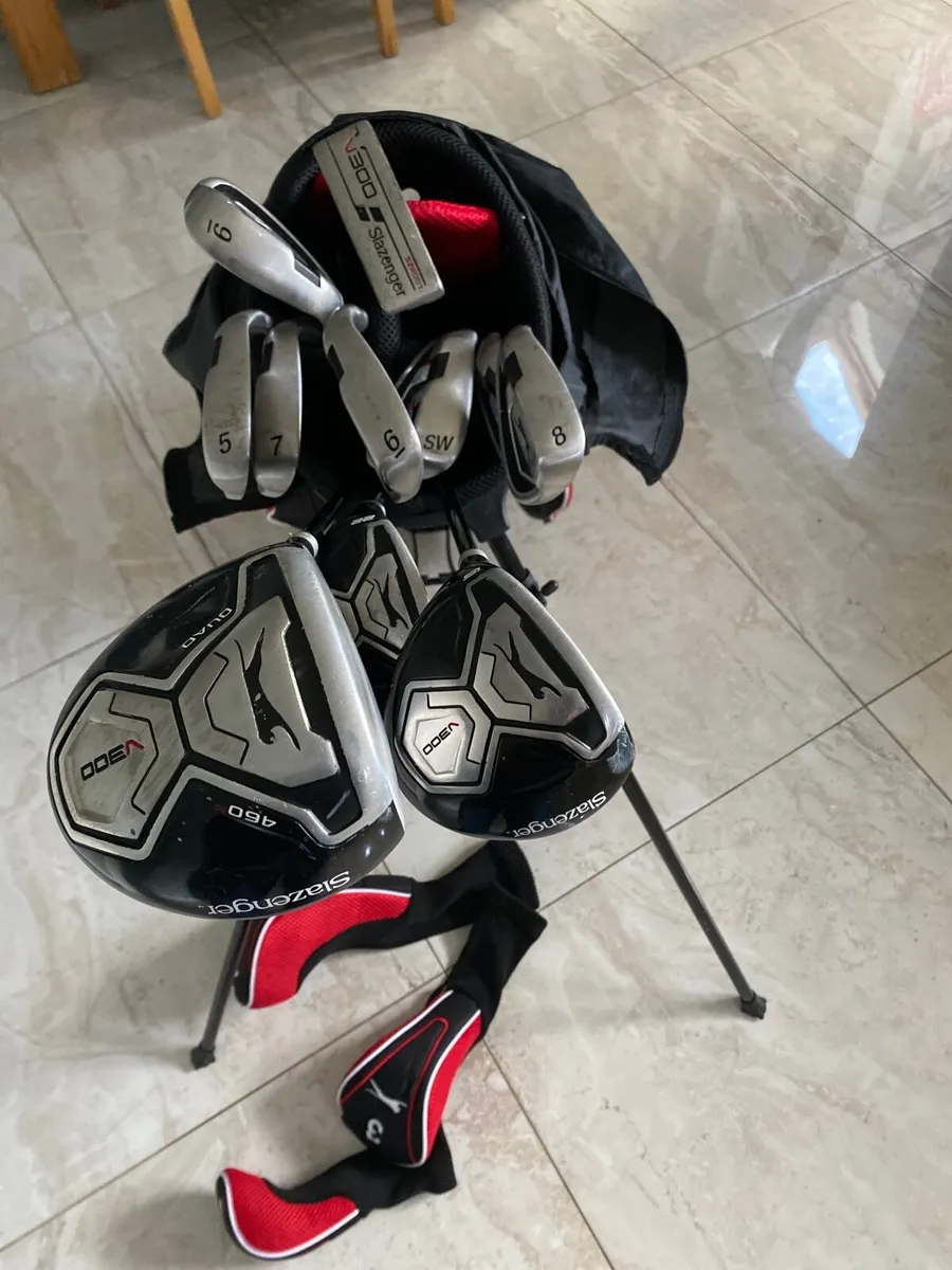 Gold Clubs - Image 1