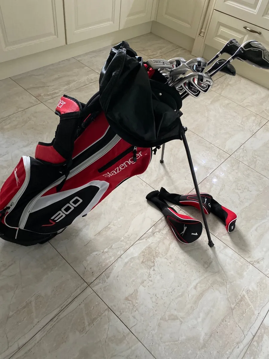 Gold Clubs - Image 2