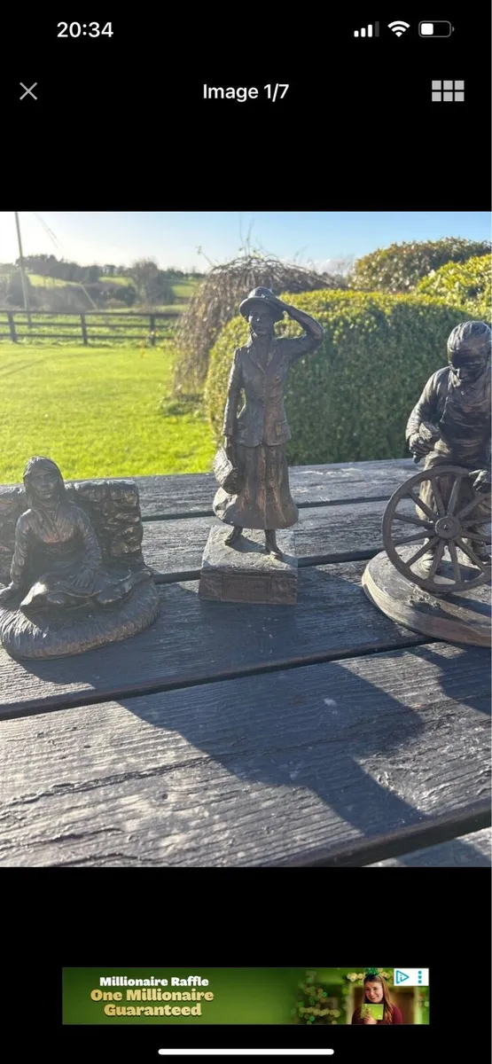 Jeanne Rynheart pieces - Image 1