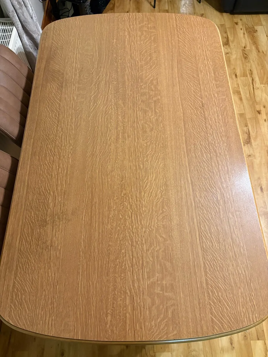 Kitchen table - Image 4