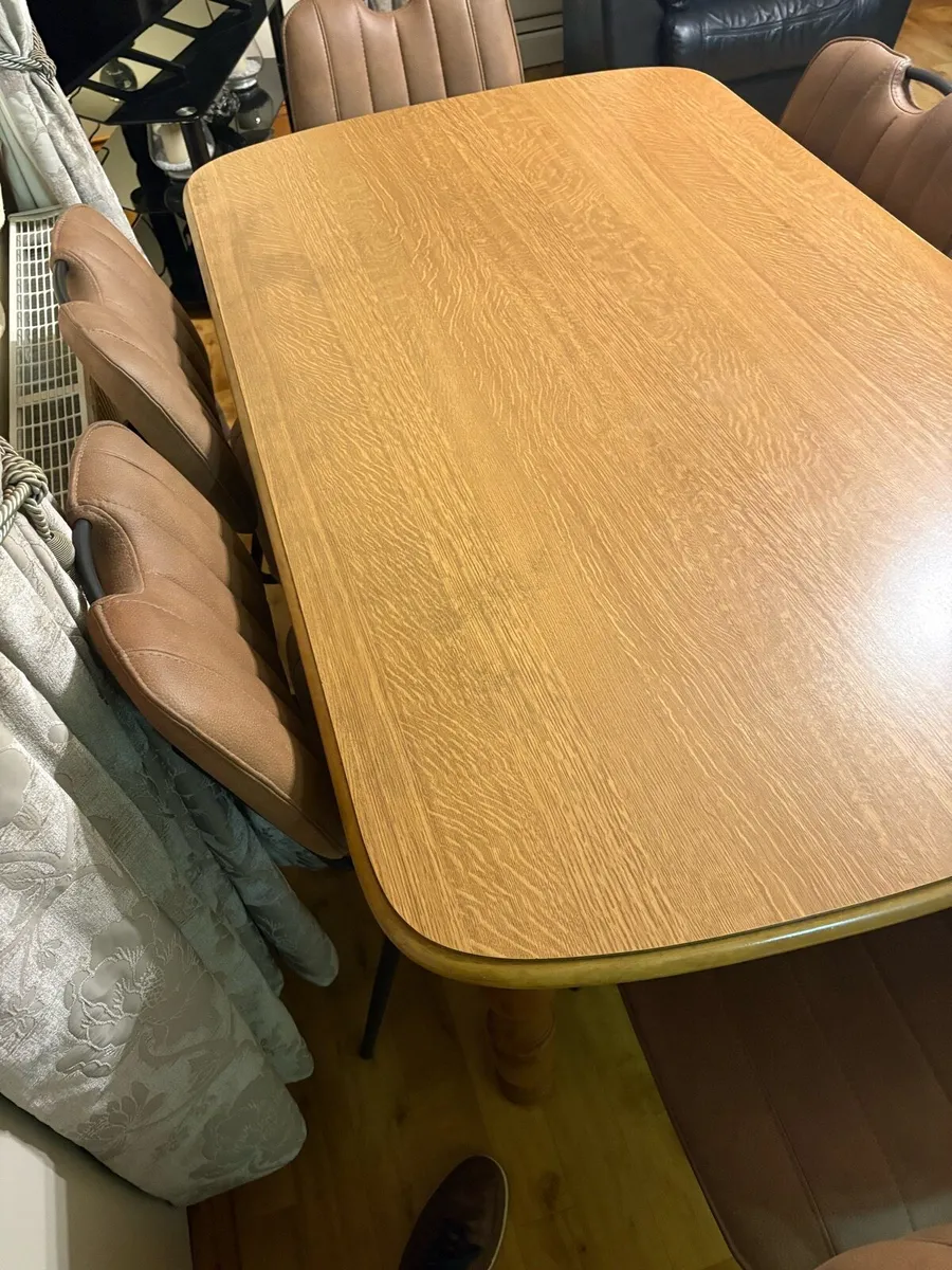 Kitchen table - Image 3