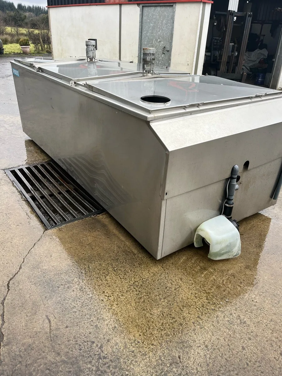 Stainless Steel Tank - Image 1